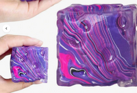 SWIRL CUBE SQUISHY