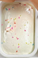 YUMMY SLOW RISE CAKE SQUISHY (SWEETLY SCENTED)